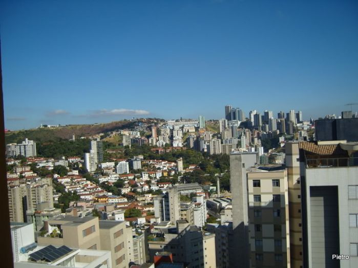 Imóveis no bairro Vila Paris em Belo Horizonte, MG