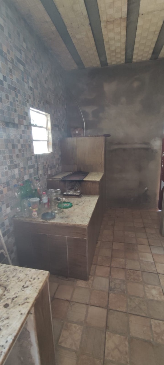 Sítio à venda com 1 quarto, 65m² - Foto 14
