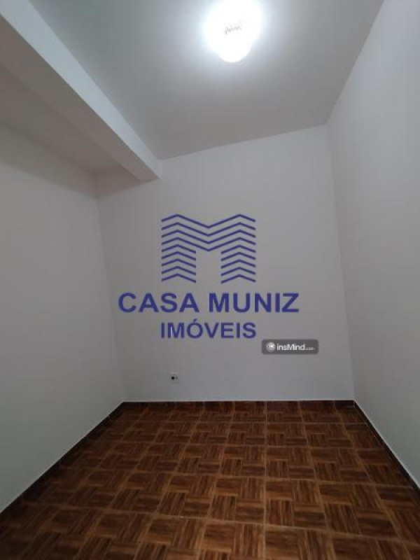 Casa para alugar com 3 quartos, 65m² - Foto 15