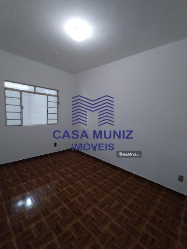 Casa para alugar com 3 quartos, 65m² - Foto 17