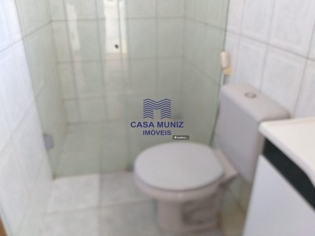 Casa para alugar com 3 quartos, 65m² - Foto 25