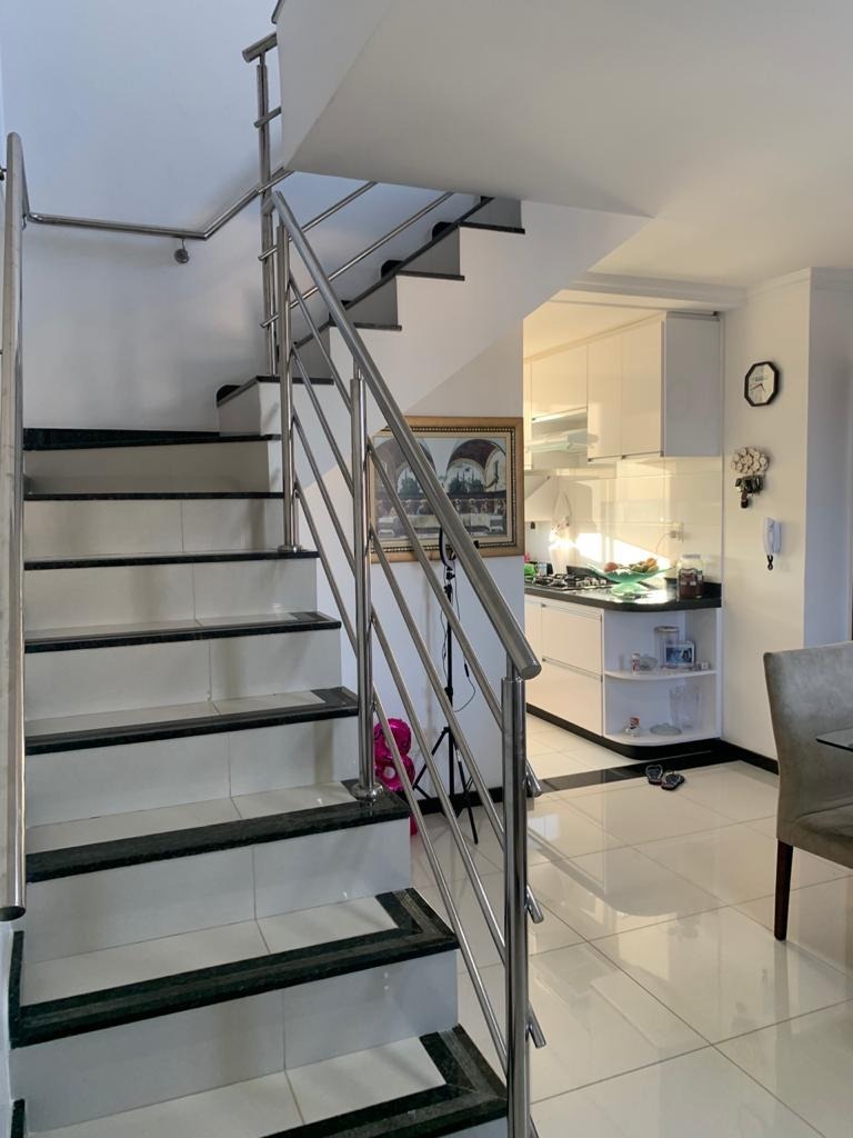 Cobertura à venda com 3 quartos, 191m² - Foto 4