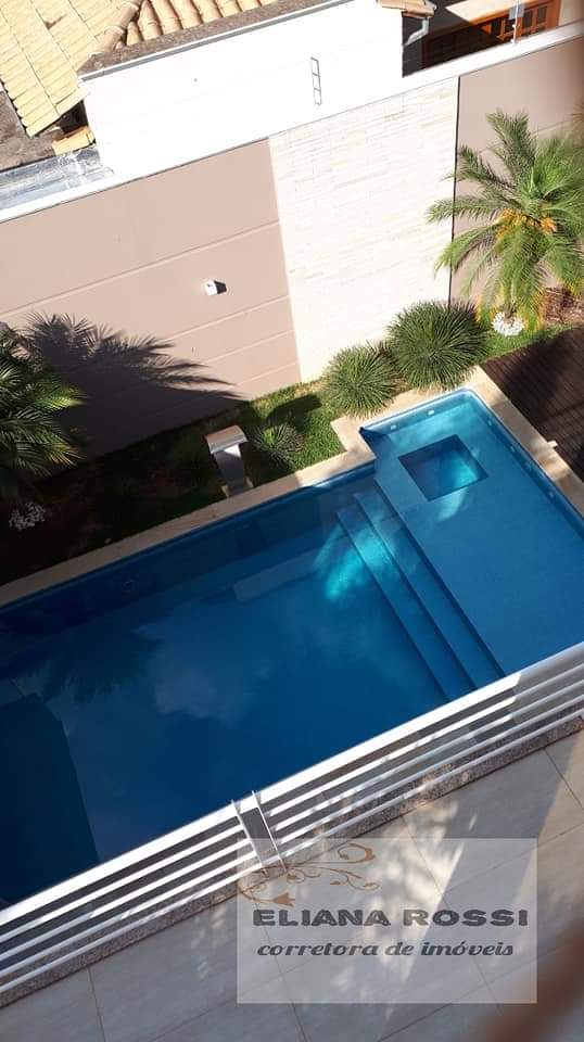 Casa à venda com 5 quartos, 700m² - Foto 2