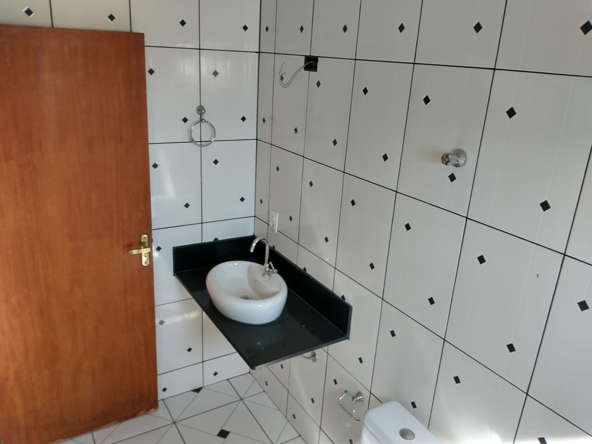 Casa à venda com 2 quartos, 360m² - Foto 7
