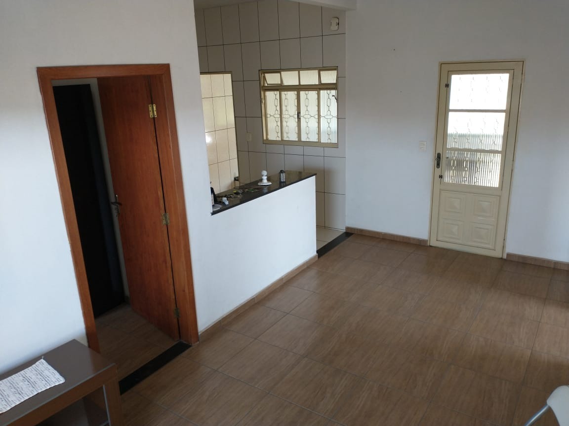 Casa à venda com 2 quartos, 360m² - Foto 8