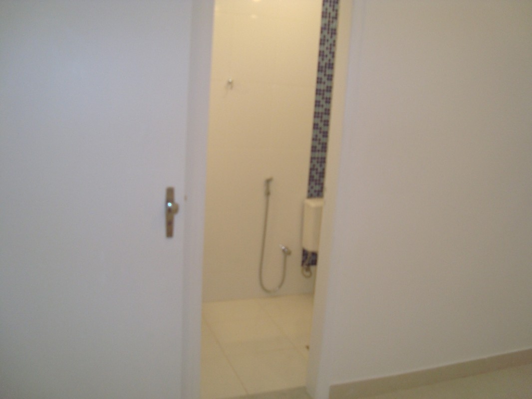 Apartamento para alugar com 3 quartos, 120m² - Foto 14
