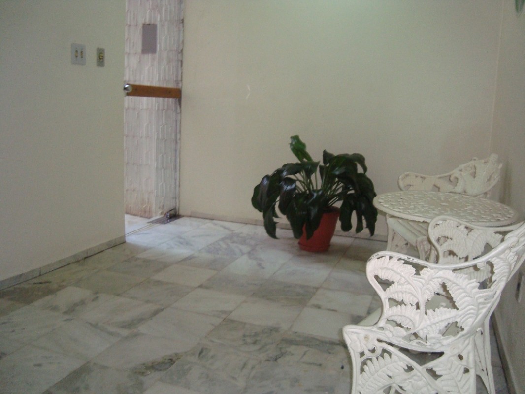 Apartamento para alugar com 3 quartos, 120m² - Foto 18