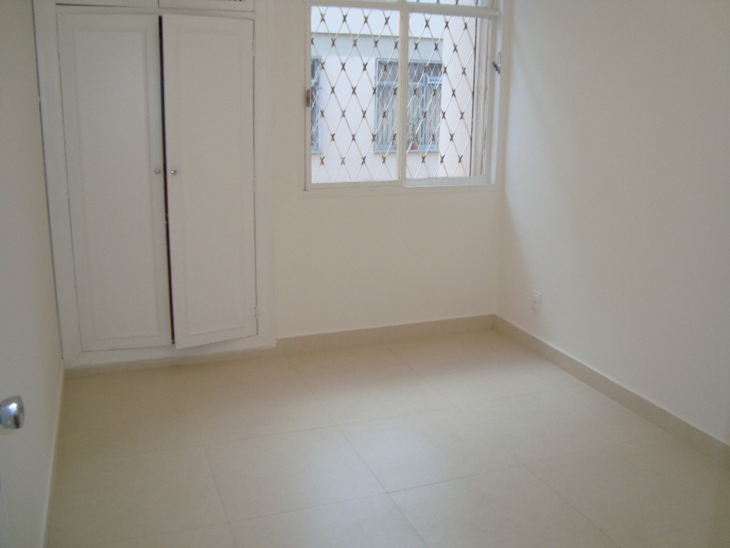 Apartamento para alugar com 3 quartos, 120m² - Foto 13