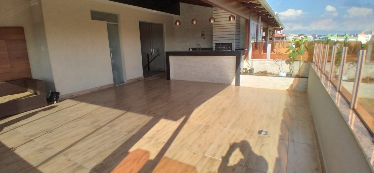 Cobertura à venda com 4 quartos, 235m² - Foto 2