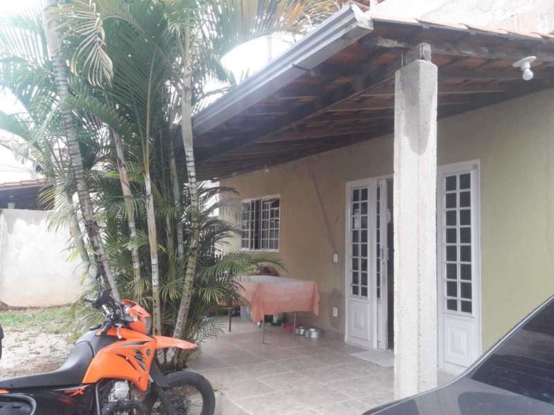 Casa à venda com 3 quartos, 120m² - Foto 1