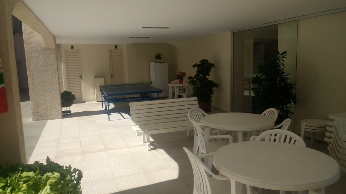 Apartamento para alugar com 1 quarto, 60m² - Foto 13