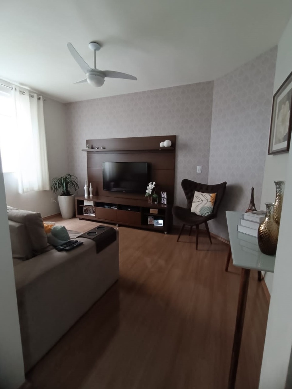 Apartamento à venda com 2 quartos, 84m² - Foto 3
