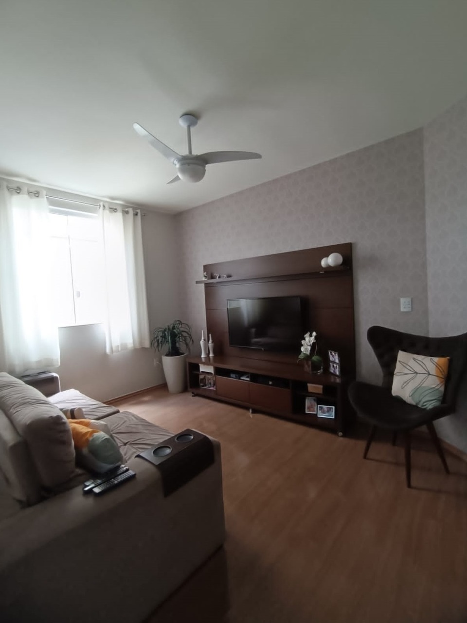 Apartamento à venda com 2 quartos, 84m² - Foto 4