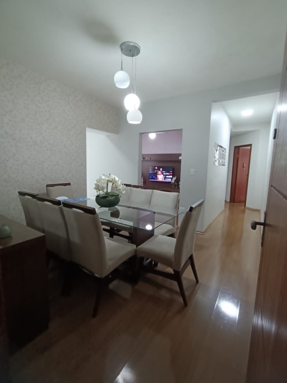 Apartamento à venda com 2 quartos, 84m² - Foto 1