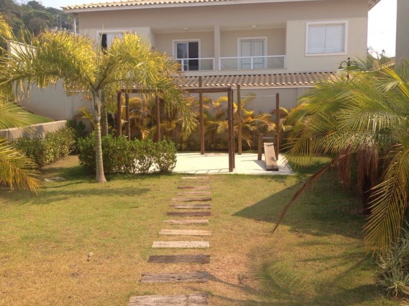 Casa de Condomínio para alugar com 4 quartos, 150m² - Foto 3