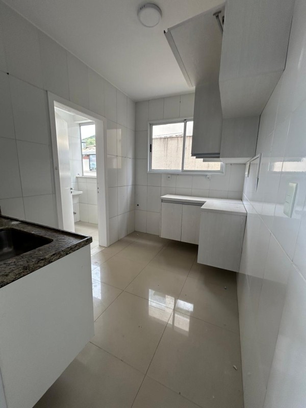 Casa de Condomínio para alugar com 4 quartos, 150m² - Foto 10