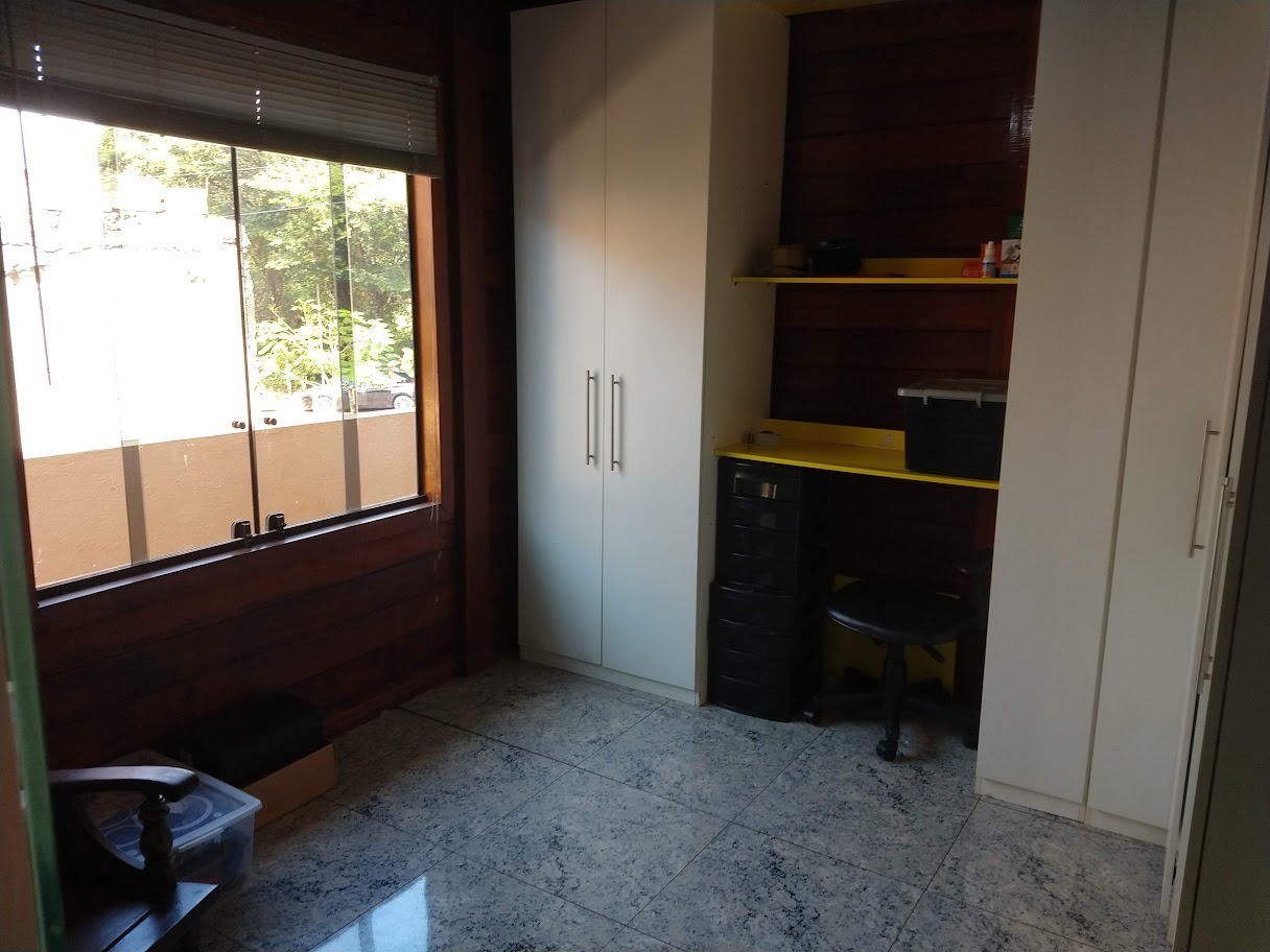 Casa de Condomínio à venda com 3 quartos, 450m² - Foto 25