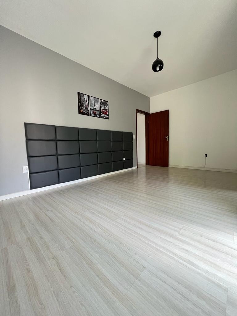 Apartamento à venda com 4 quartos, 151m² - Foto 13