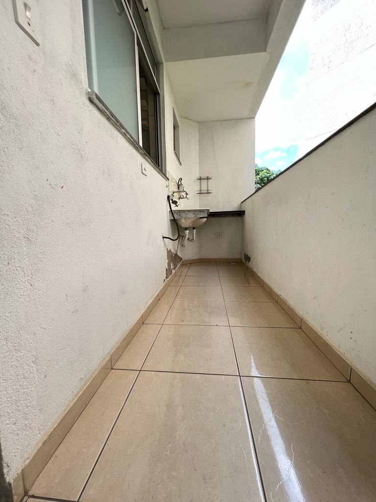 Apartamento à venda com 4 quartos, 151m² - Foto 17