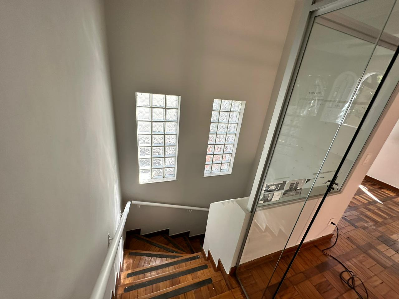 Casa para alugar com 5 quartos, 190m² - Foto 16