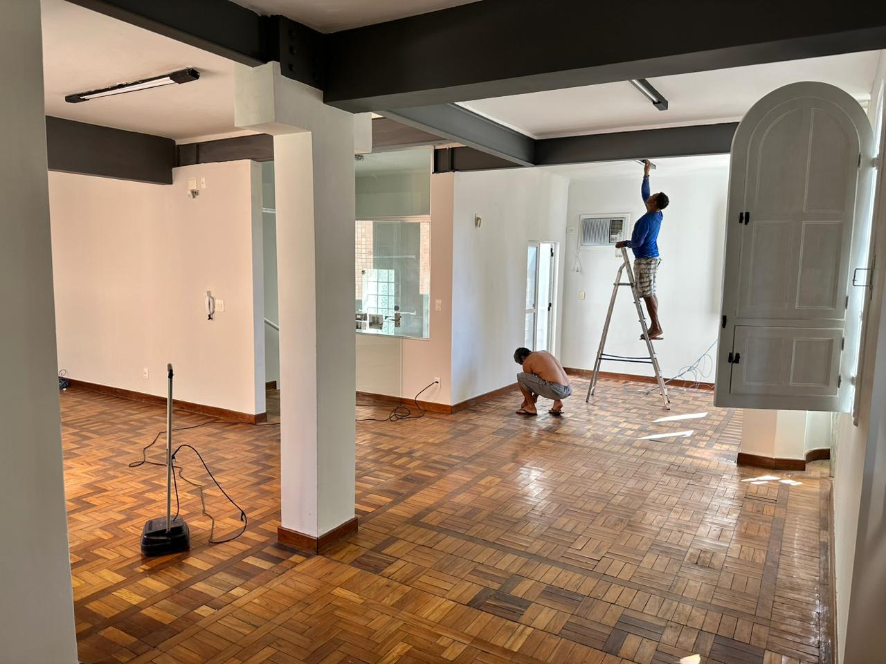 Casa para alugar com 5 quartos, 190m² - Foto 6