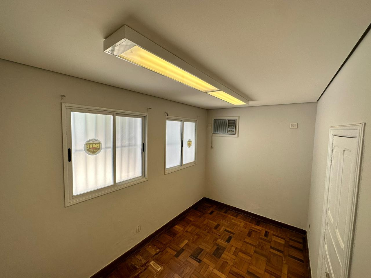 Casa para alugar com 5 quartos, 190m² - Foto 15