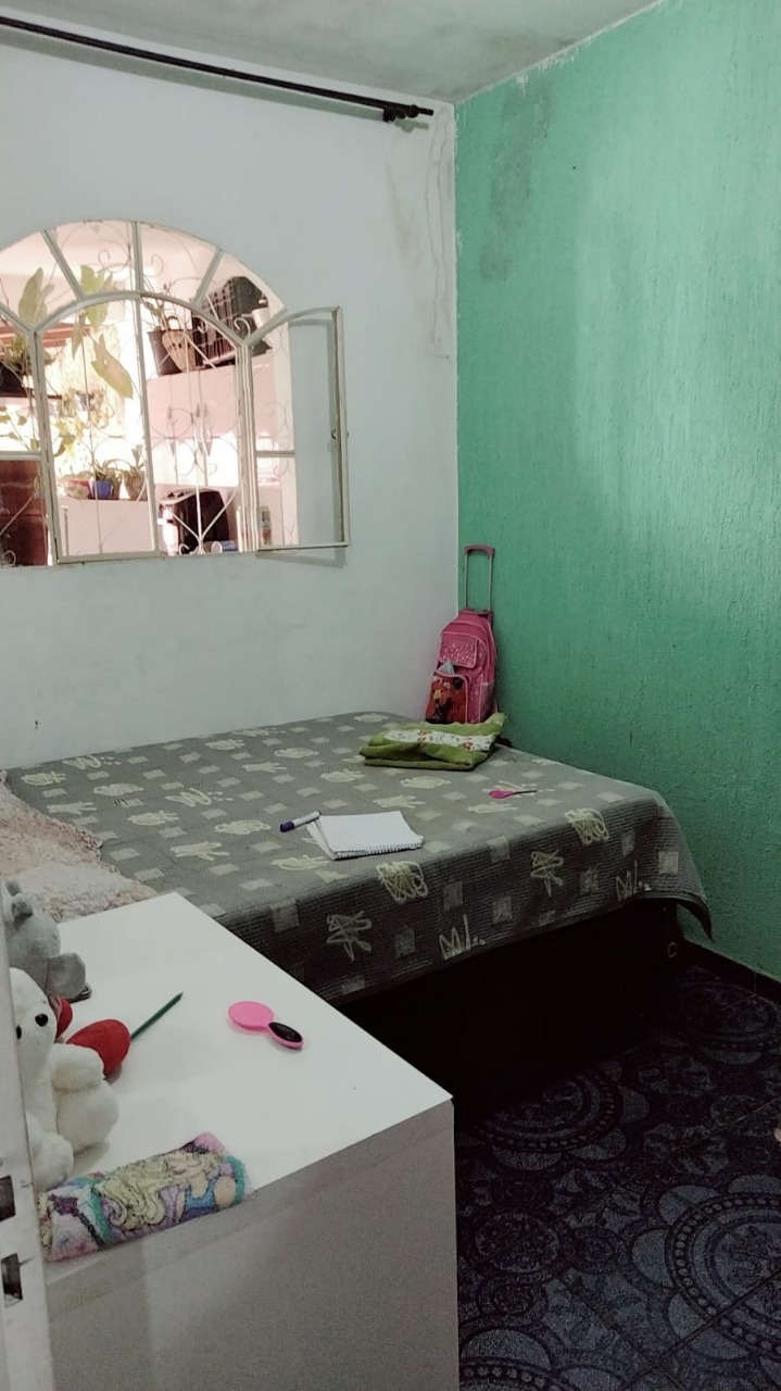 Casa à venda com 2 quartos, 80m² - Foto 11