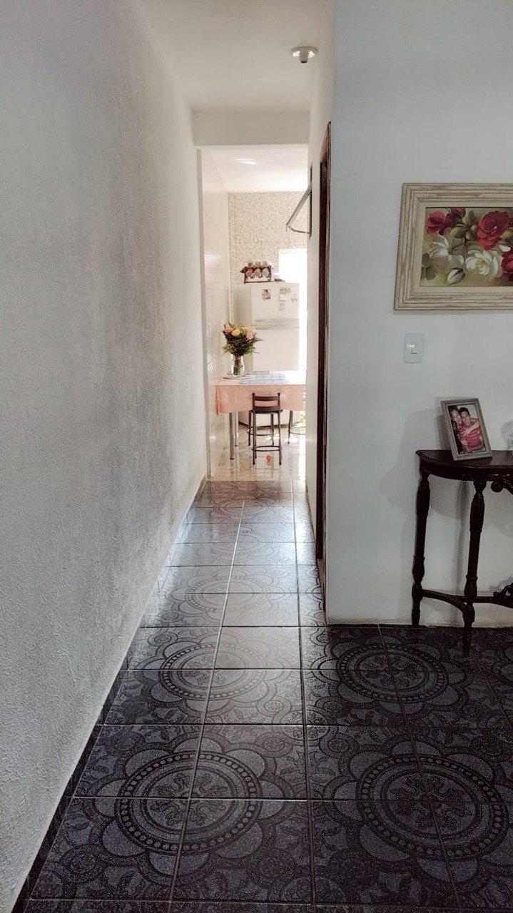 Casa à venda com 2 quartos, 80m² - Foto 7