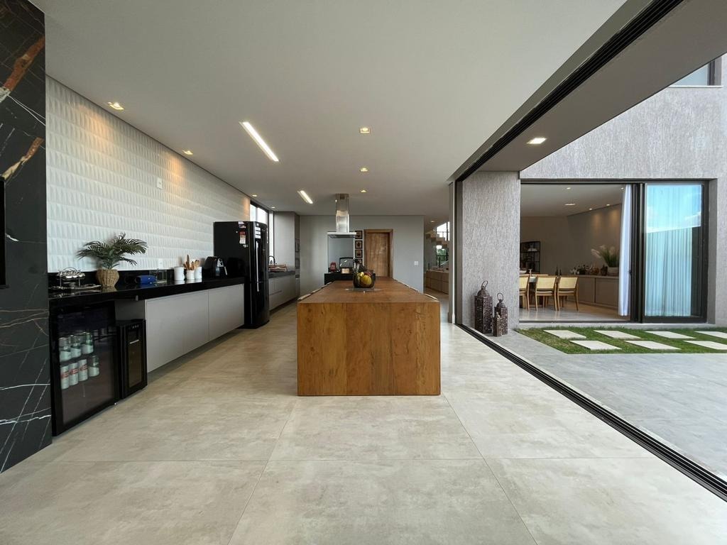 Casa de Condomínio à venda com 4 quartos, 296m² - Foto 12