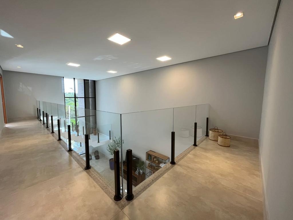Casa de Condomínio à venda com 4 quartos, 296m² - Foto 11