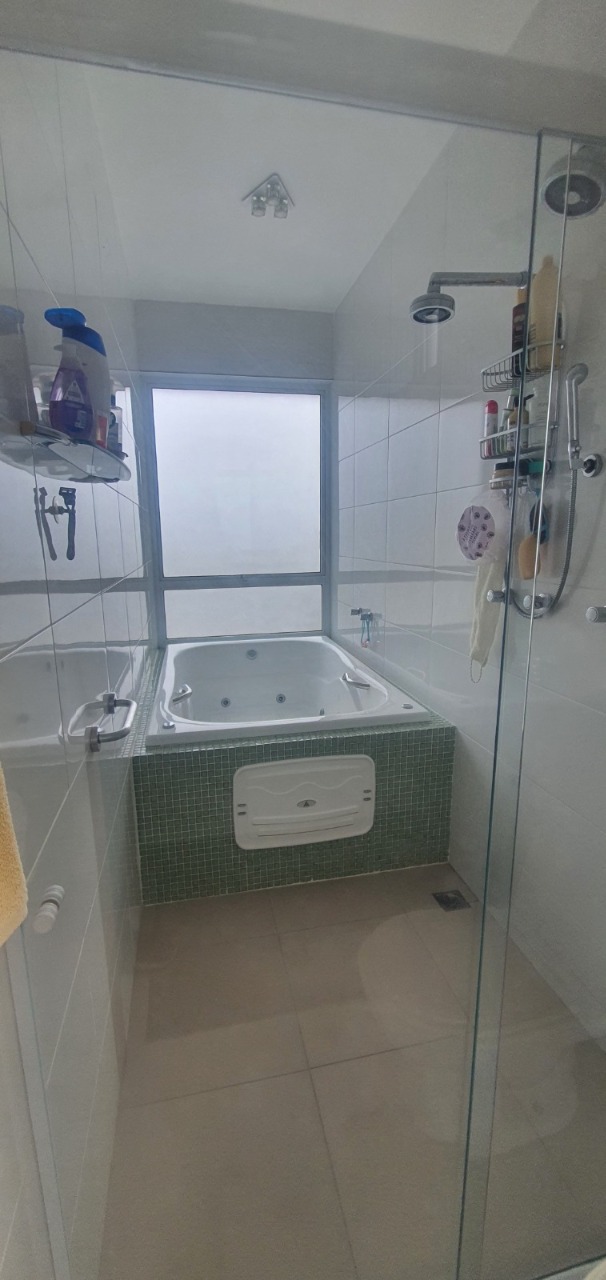 Casa de Condomínio à venda com 4 quartos, 450m² - Foto 12