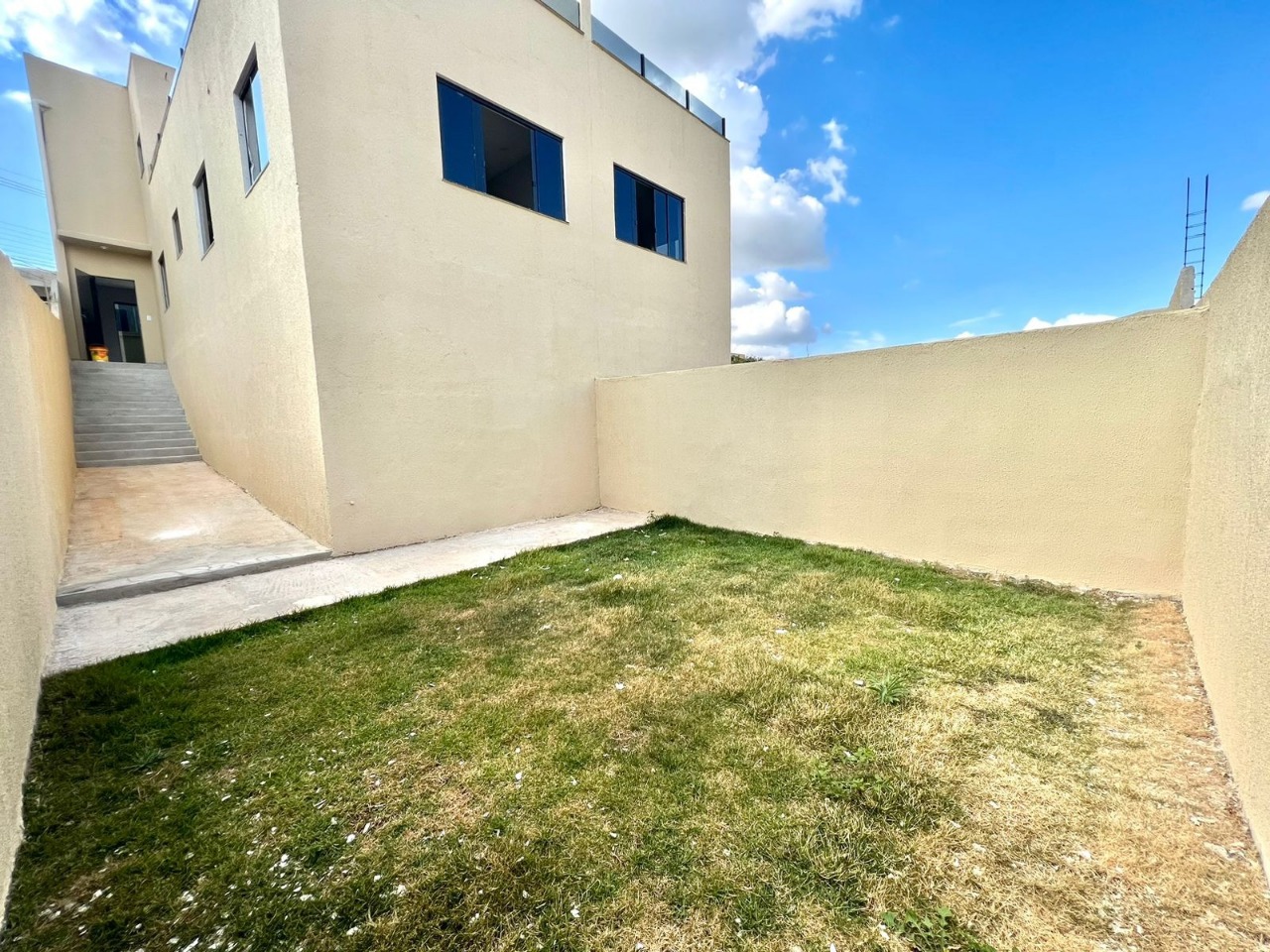 Casa à venda com 3 quartos, 250m² - Foto 17