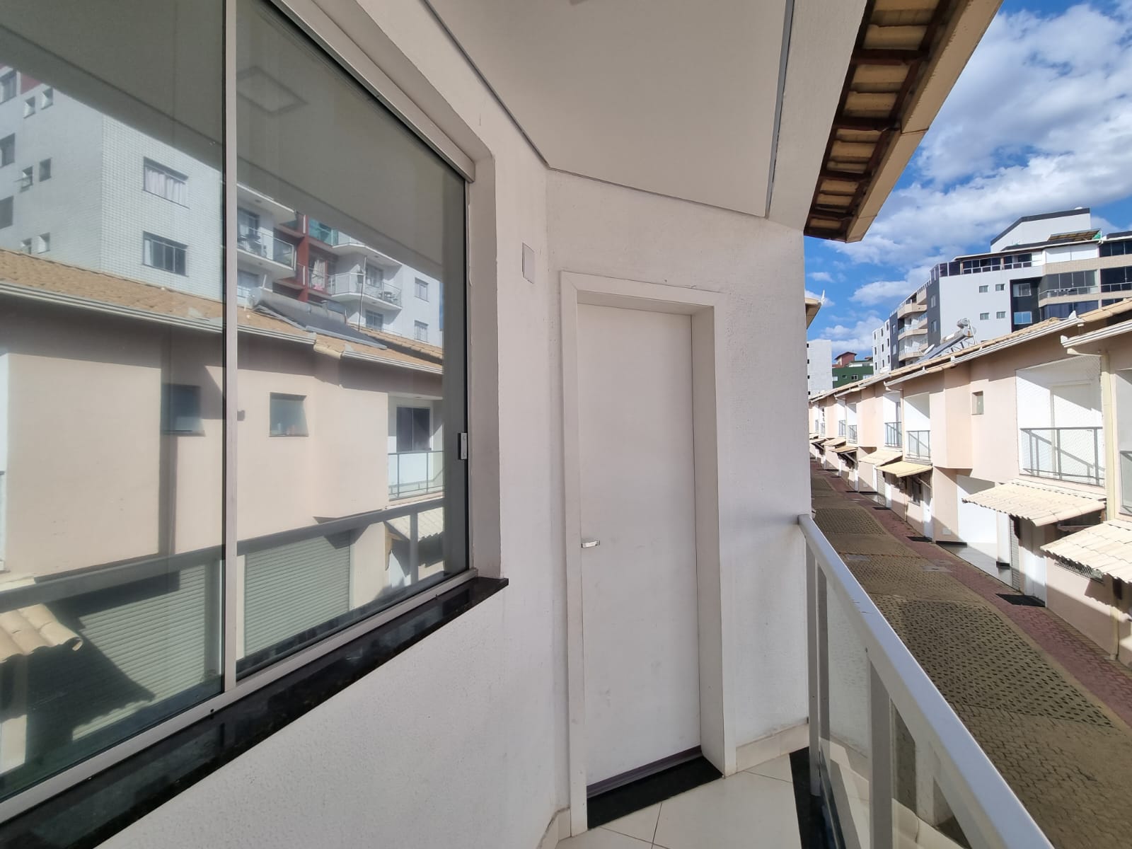 Casa de Condomínio à venda com 3 quartos, 114m² - Foto 4