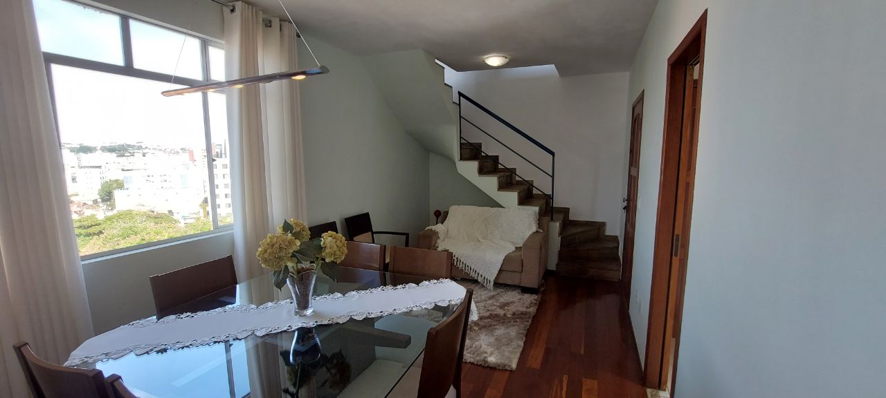 Cobertura à venda com 3 quartos, 142m² - Foto 1