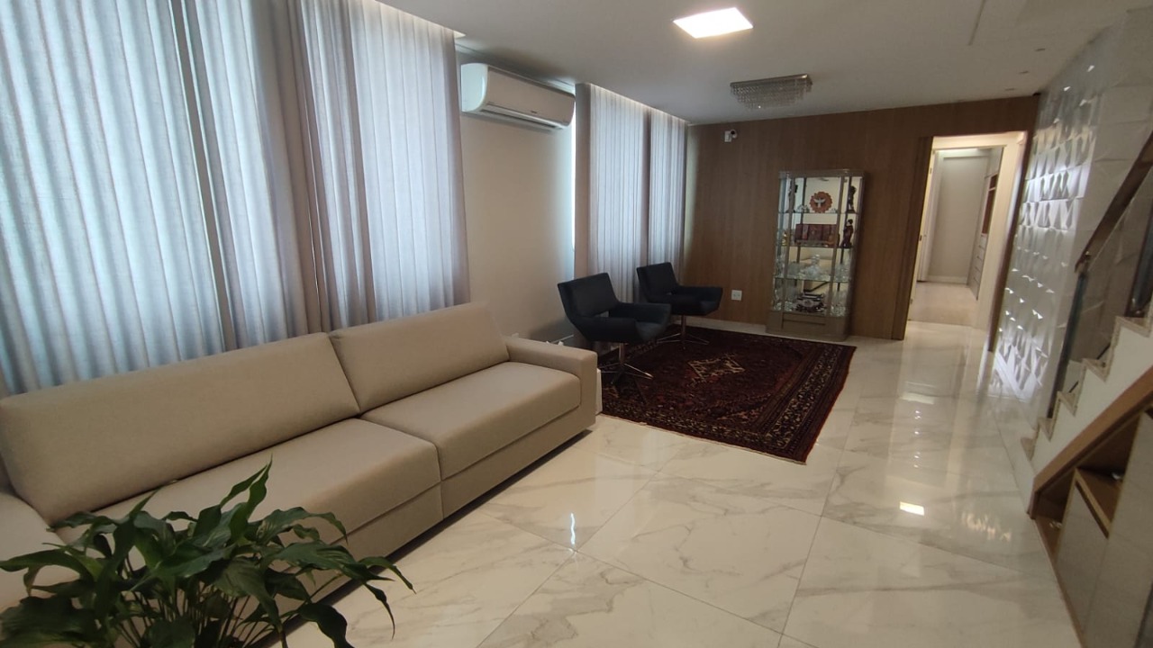 Cobertura à venda com 2 quartos, 226m² - Foto 2