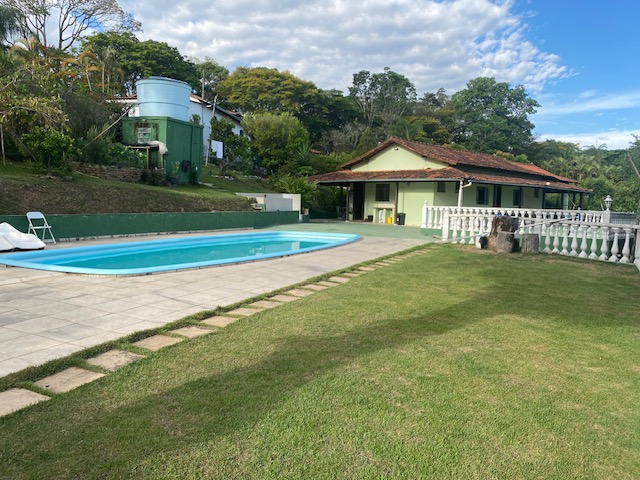 Sítio à venda com 3 quartos, 500m² - Foto 1