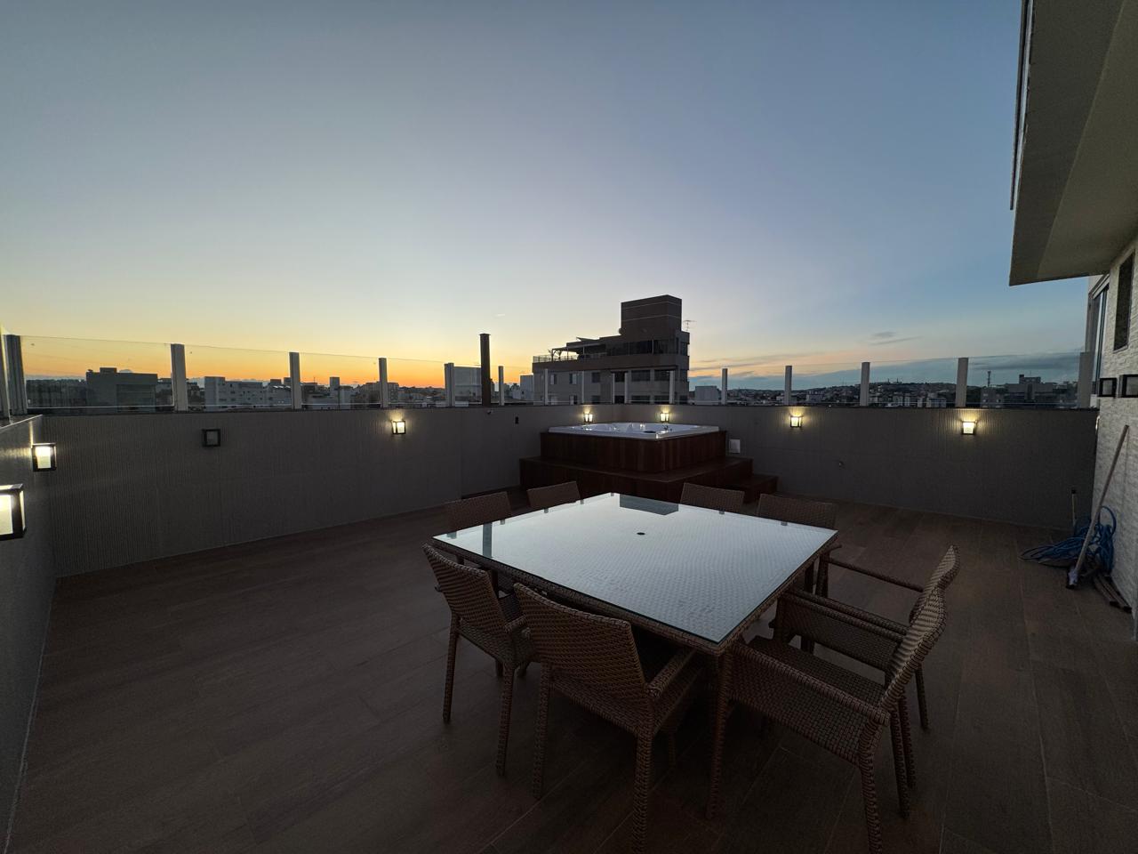 Cobertura para alugar com 3 quartos, 190m² - Foto 4