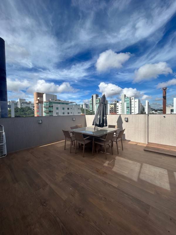 Cobertura para alugar com 3 quartos, 190m² - Foto 2