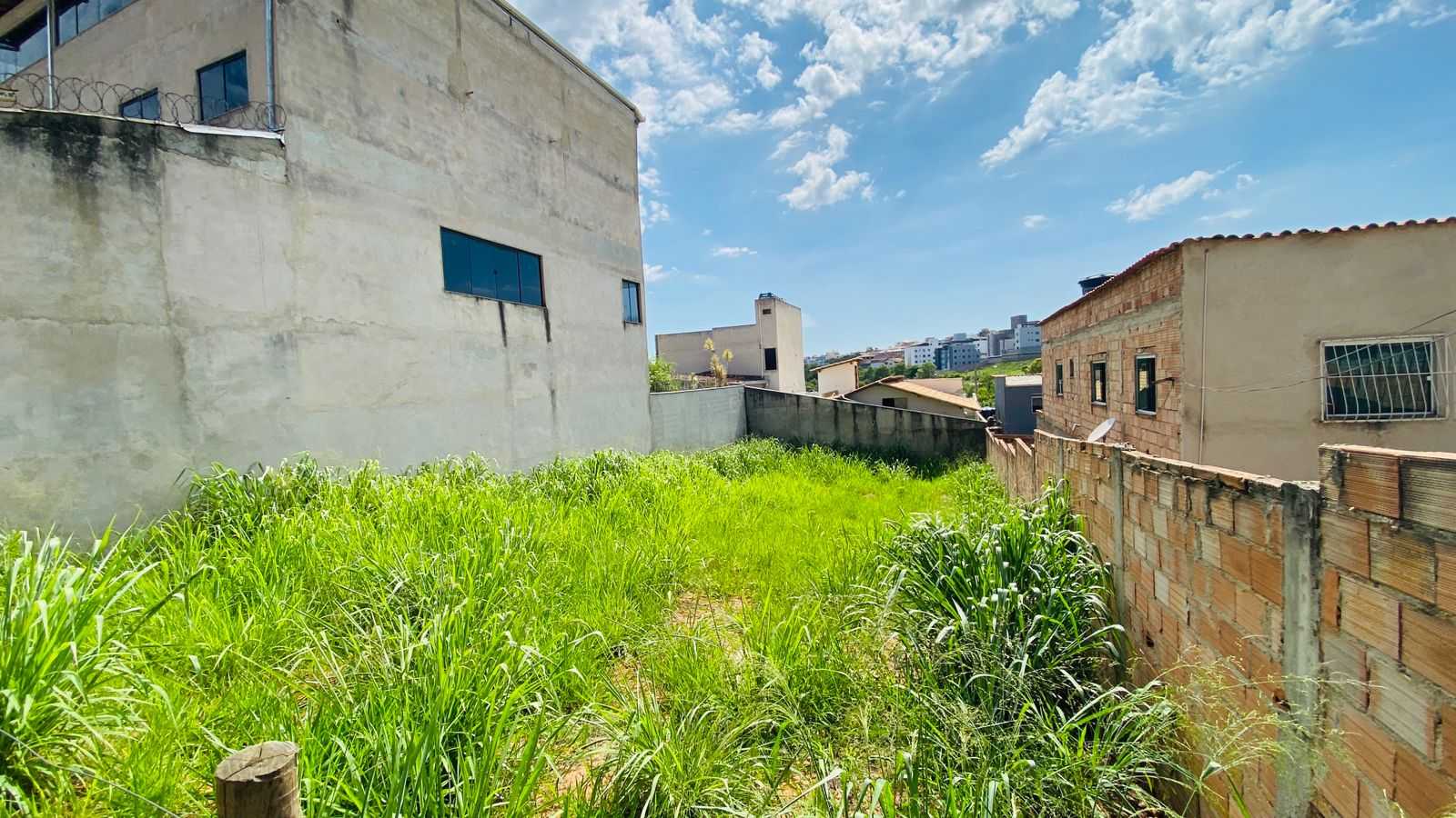 Terreno à venda, 360m² - Foto 2