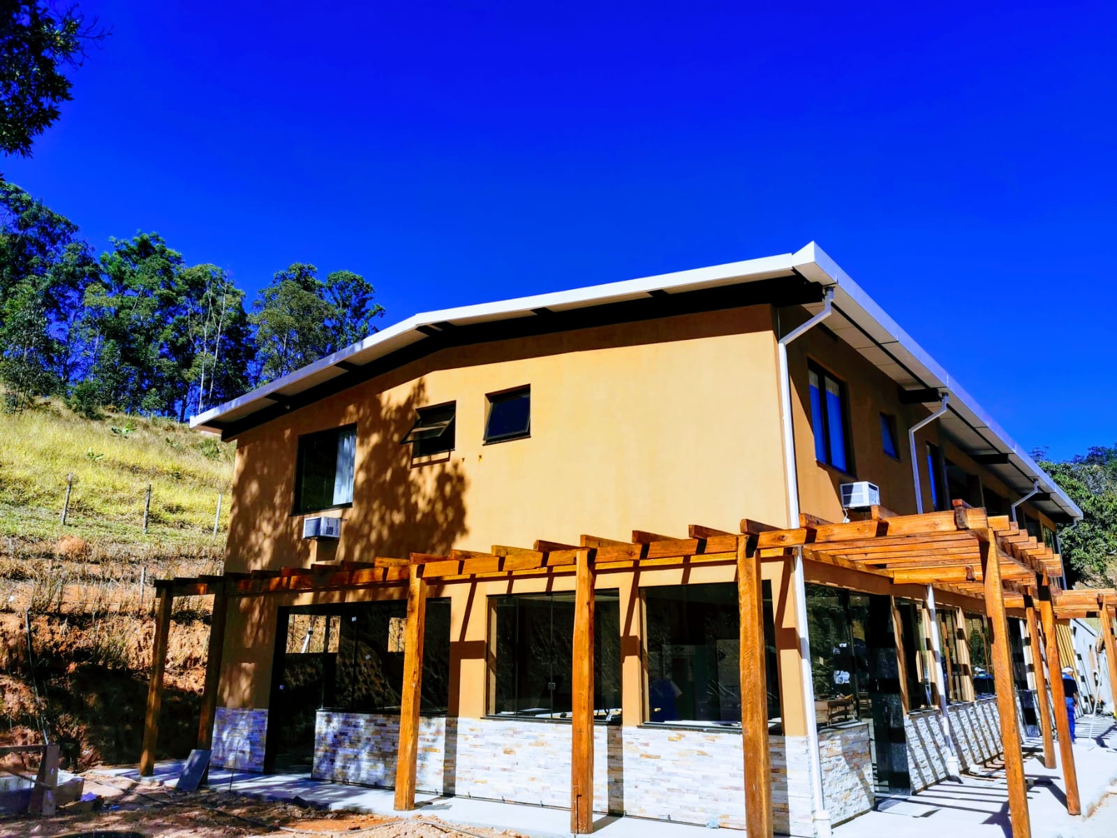 Sítio à venda com 11 quartos, 210000m² - Foto 1