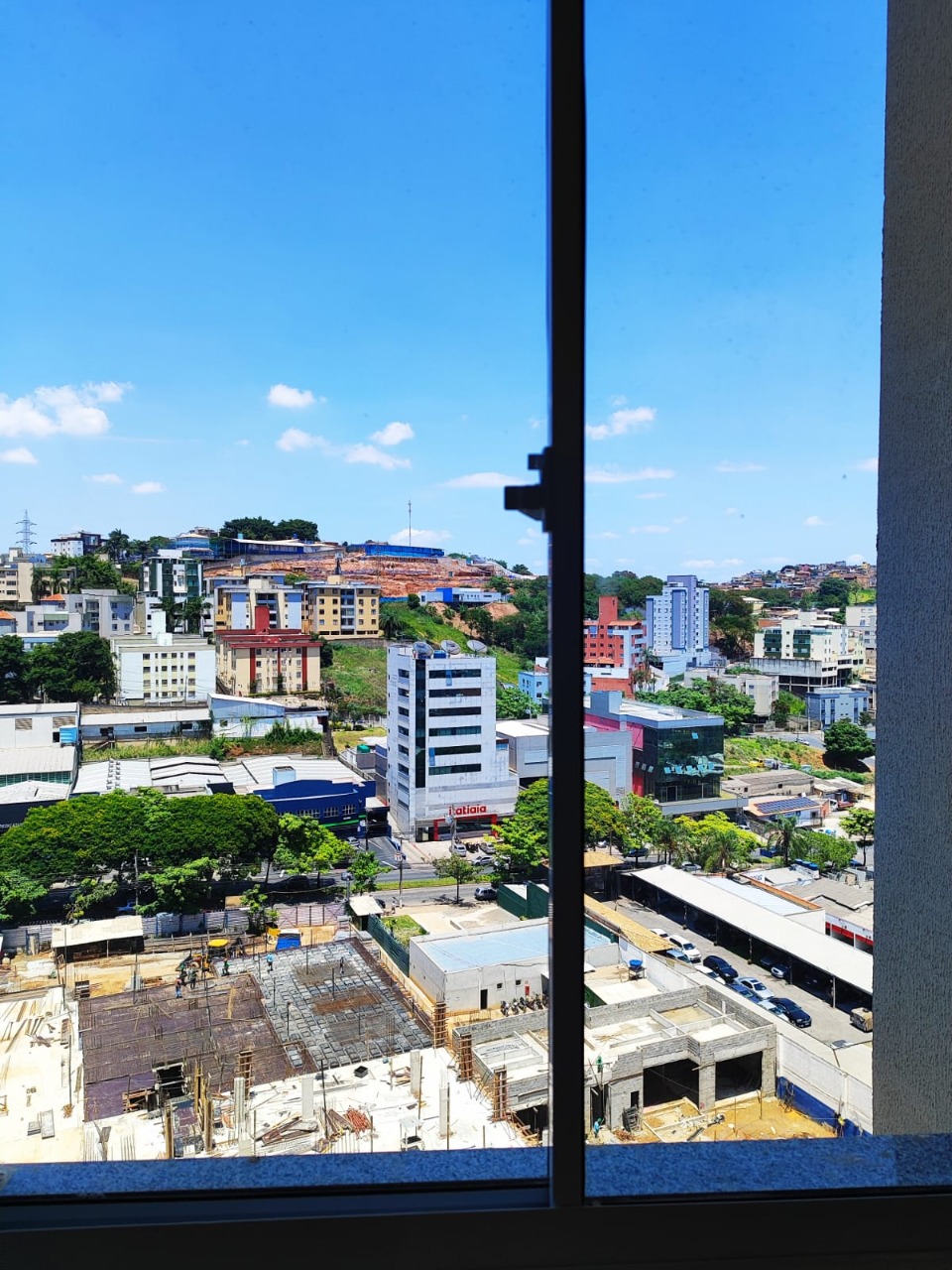 Apartamento para alugar com 2 quartos, 70m² - Foto 2