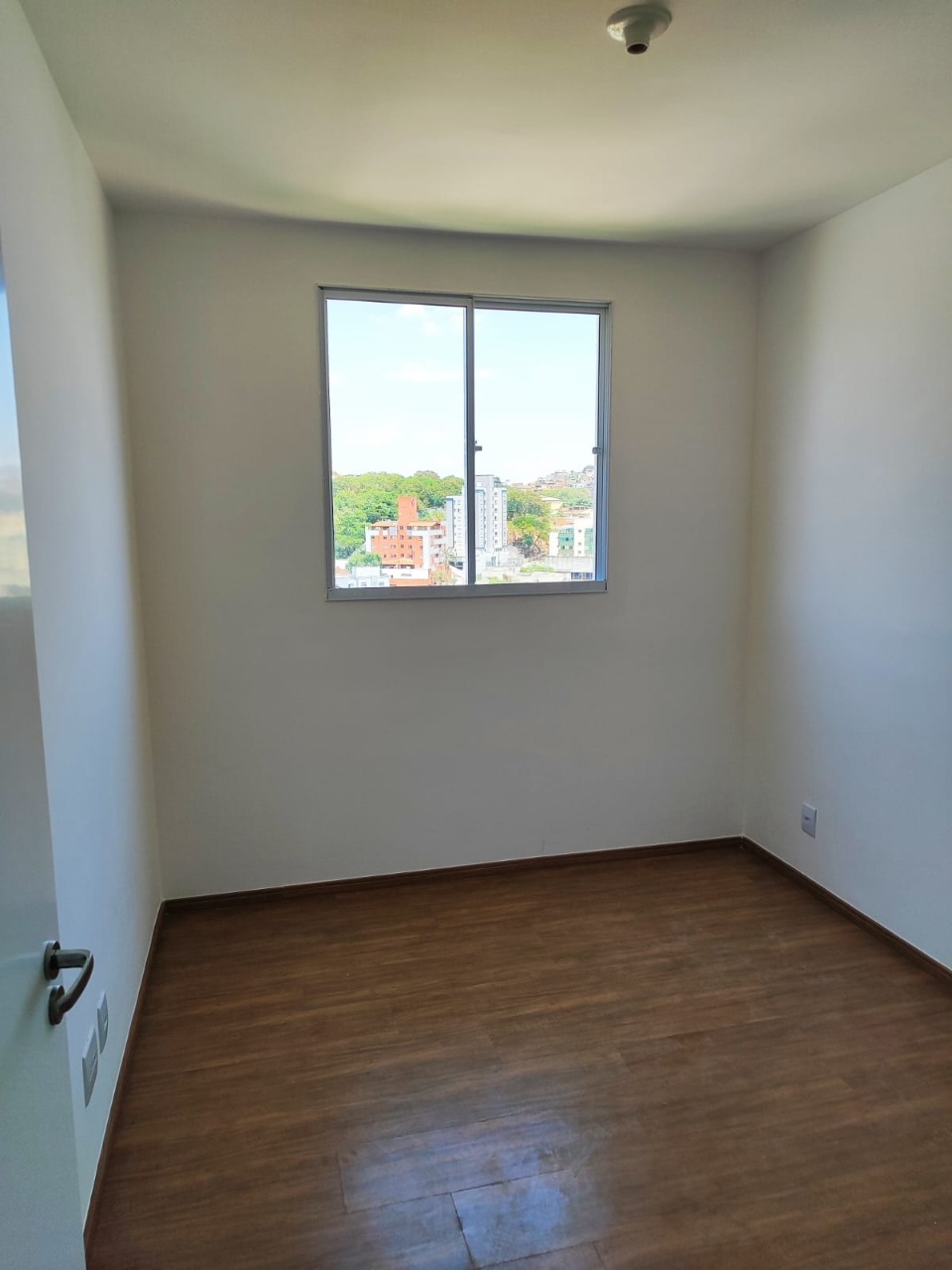 Apartamento para alugar com 2 quartos, 70m² - Foto 4