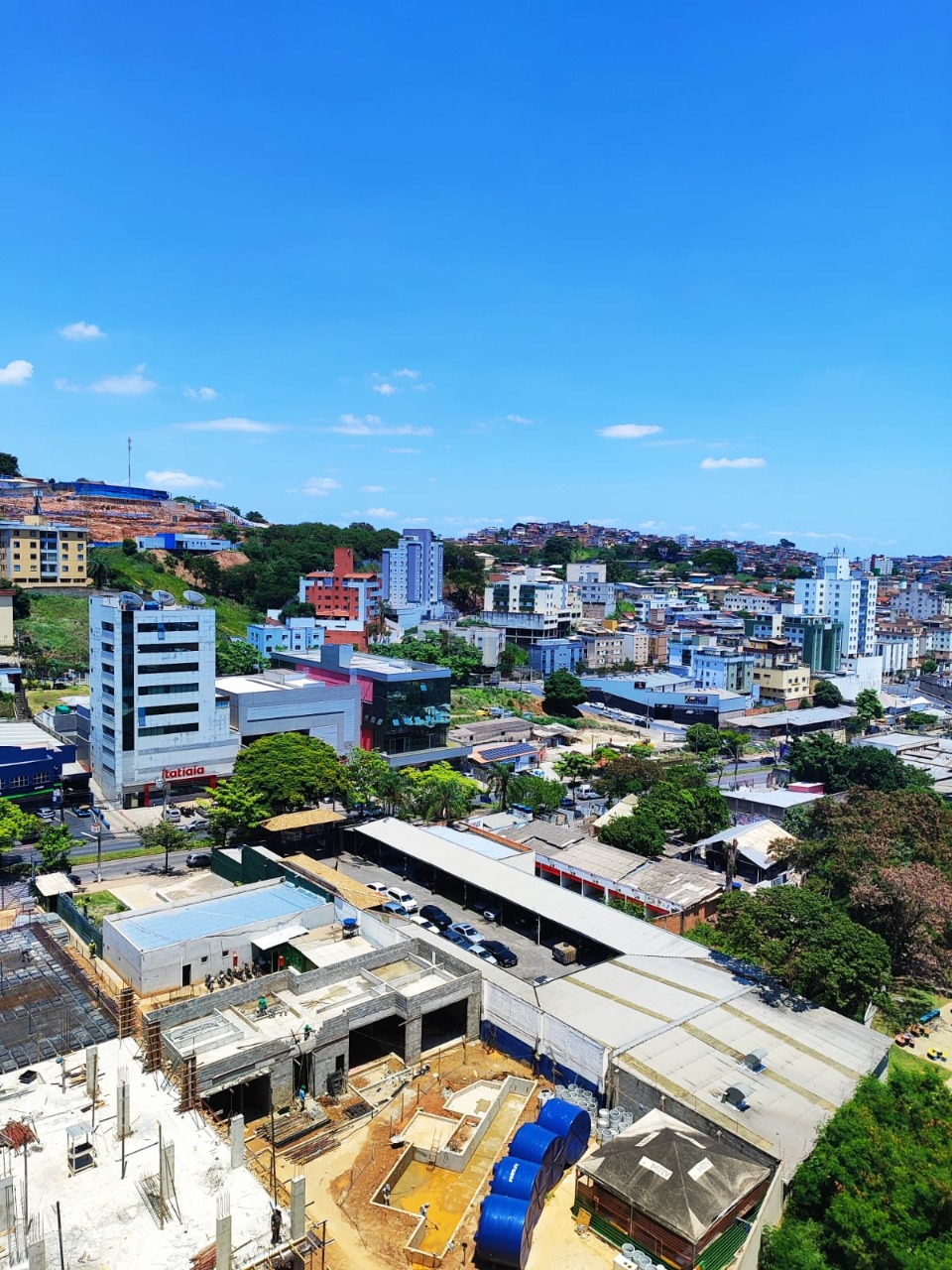 Apartamento para alugar com 2 quartos, 70m² - Foto 1
