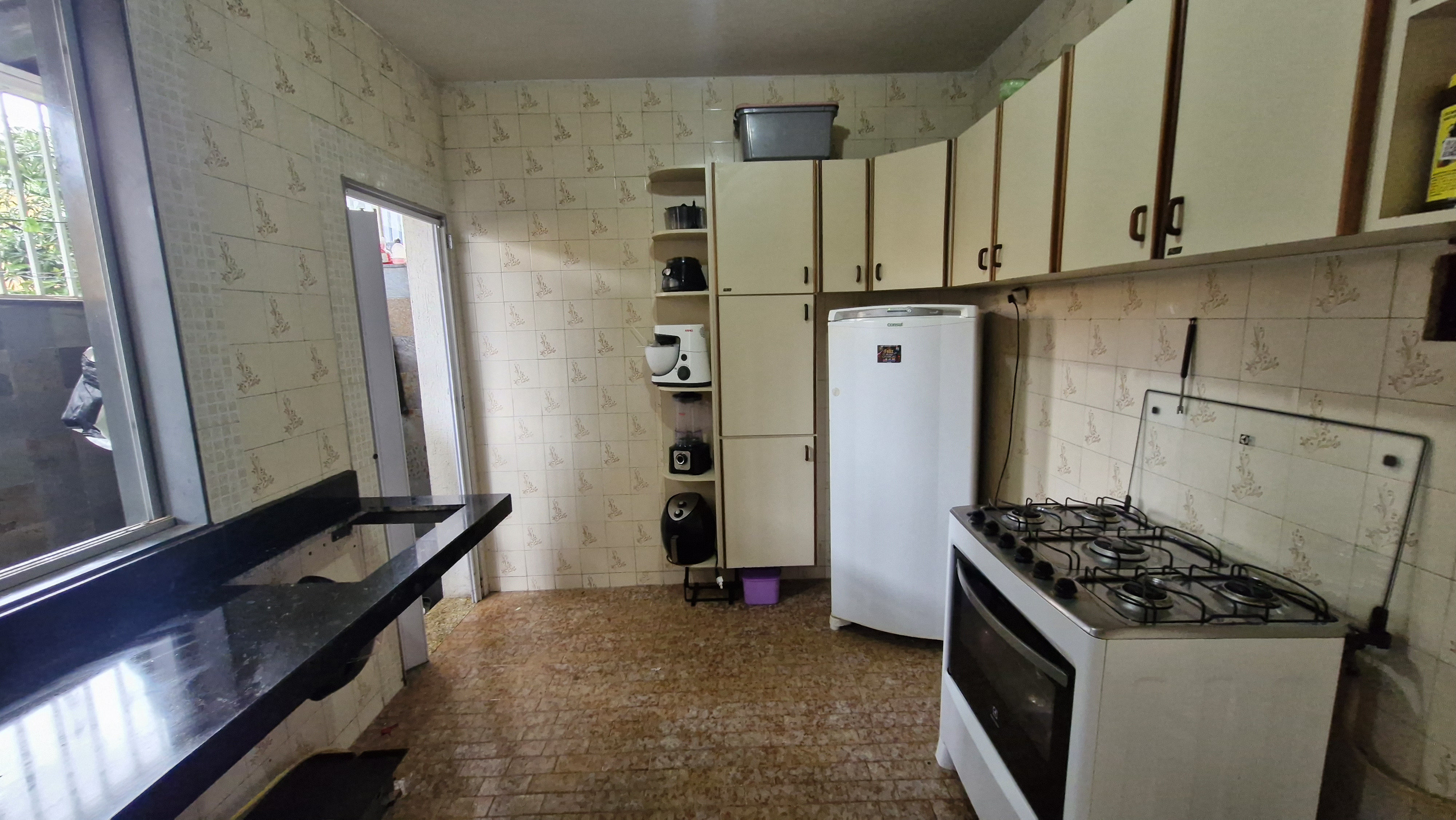 Casa à venda com 2 quartos, 75m² - Foto 19