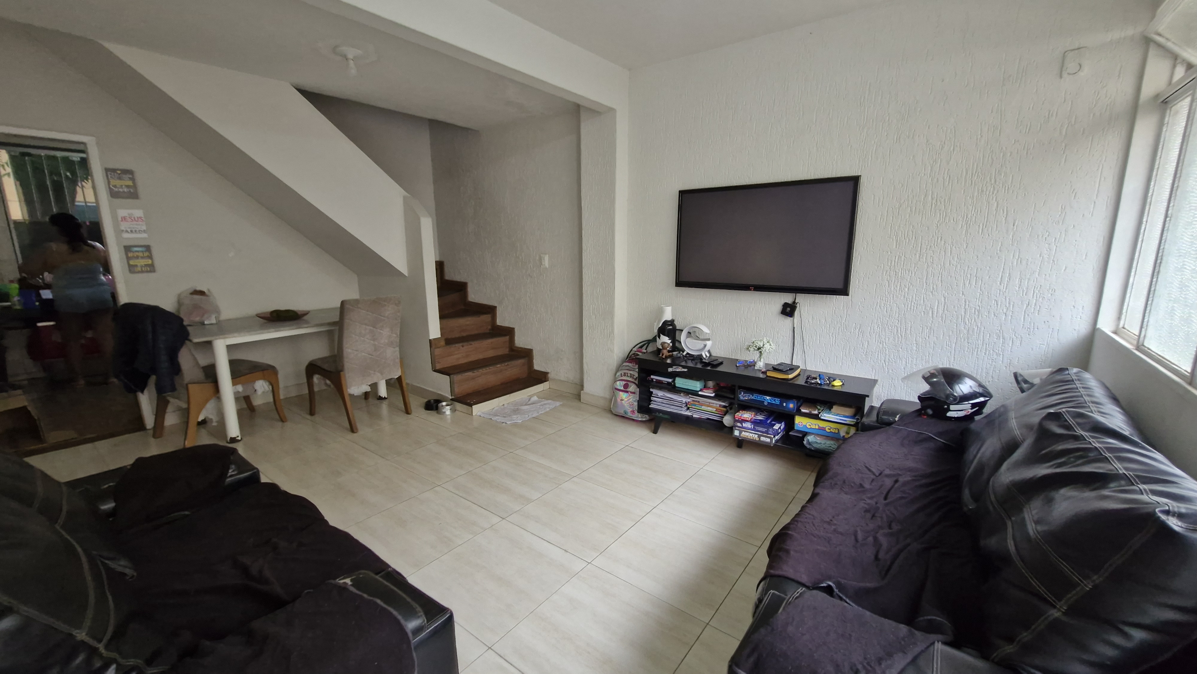 Casa à venda com 2 quartos, 75m² - Foto 4