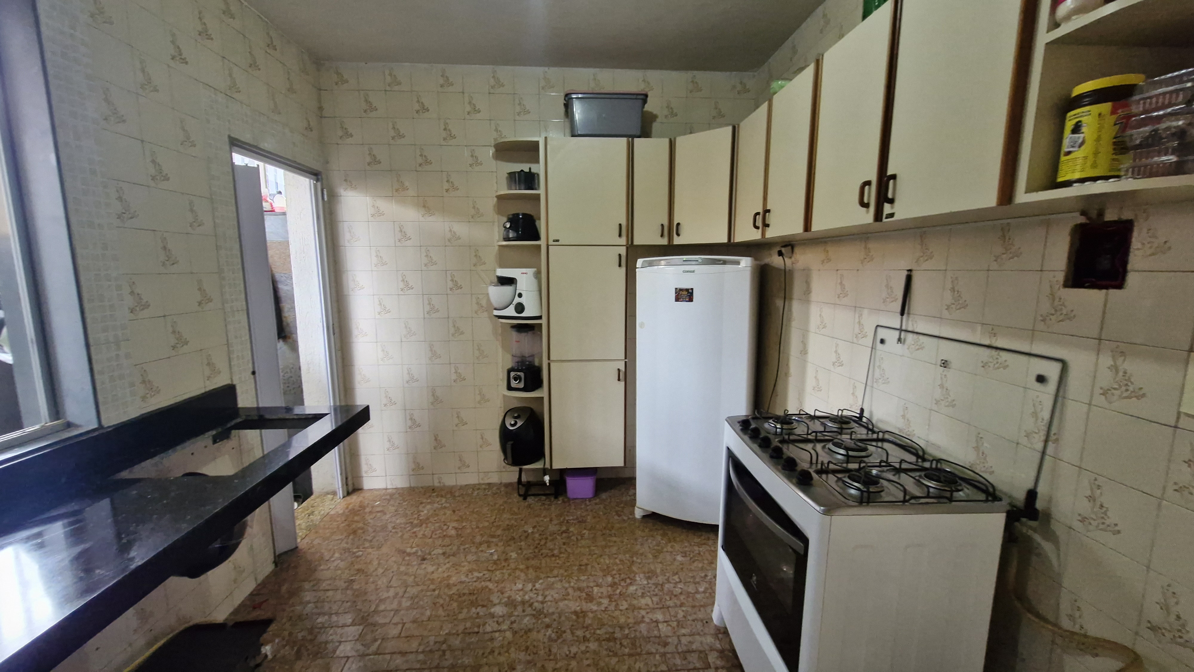 Casa à venda com 2 quartos, 75m² - Foto 17