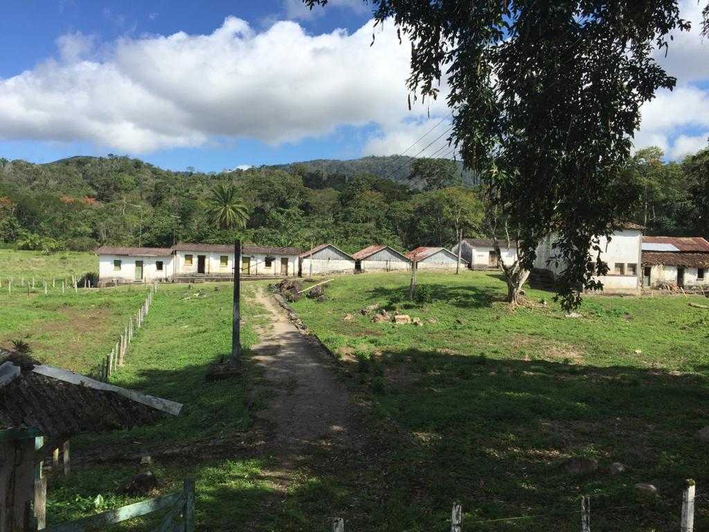 Fazenda à venda com 5 quartos, 1800000m² - Foto 1