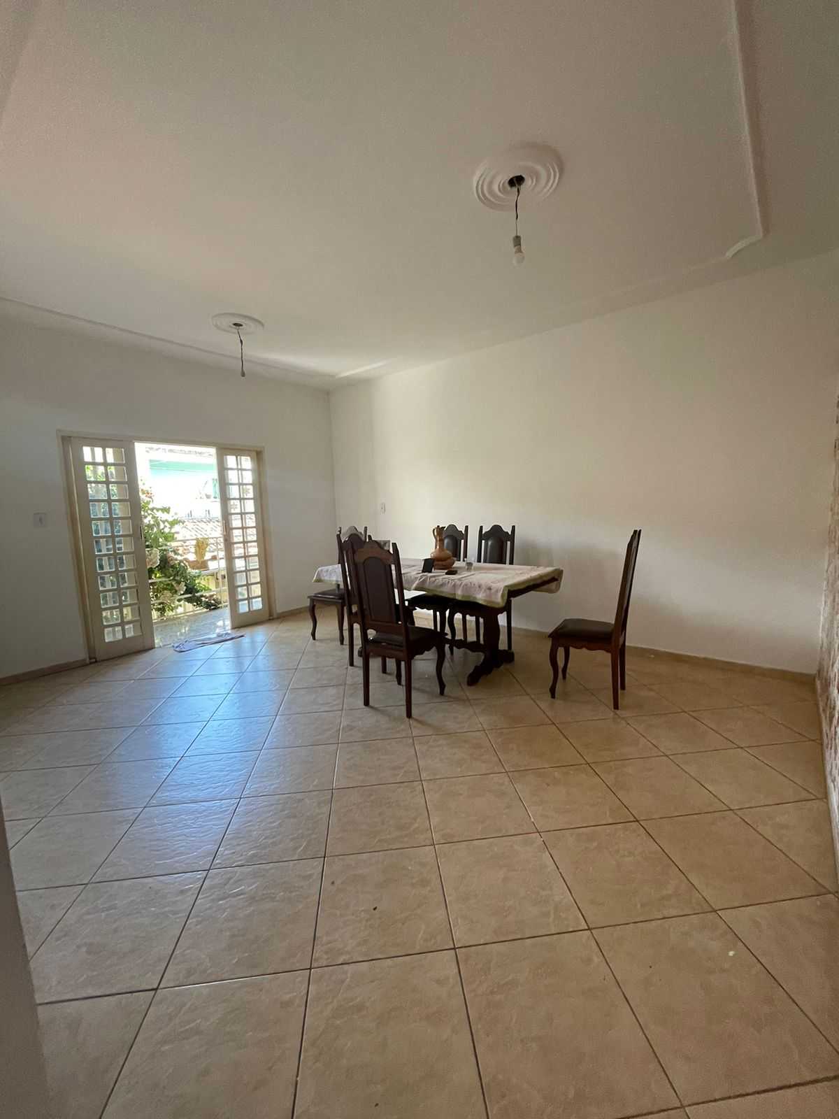 Casa para alugar com 3 quartos, 400m² - Foto 11