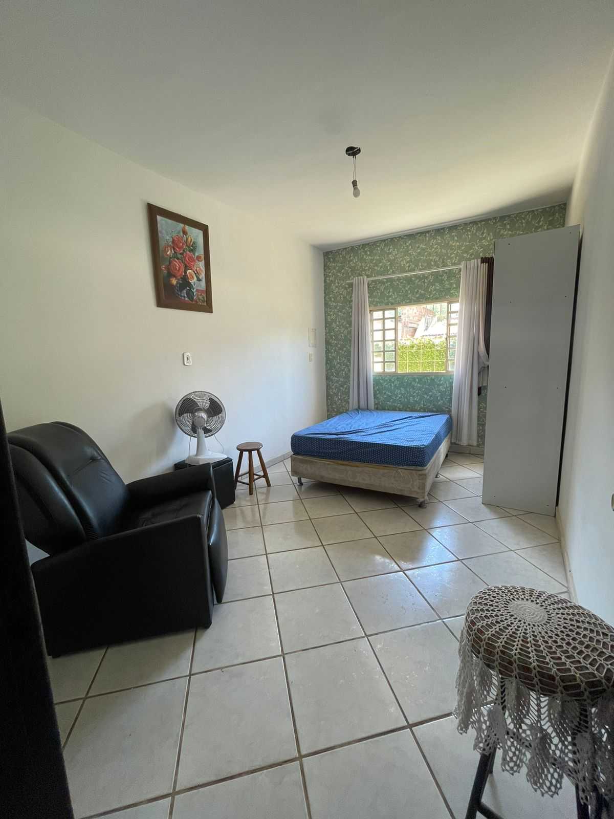 Casa para alugar com 3 quartos, 400m² - Foto 12