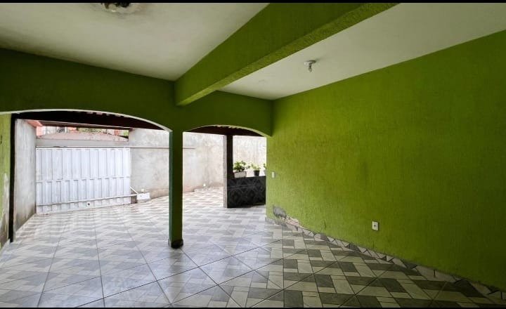 Casa à venda com 3 quartos, 180m² - Foto 2